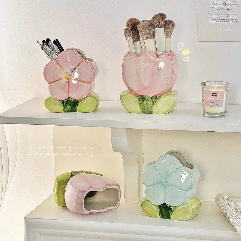 Ceramic flower pen holder storage box with floral design on desktop