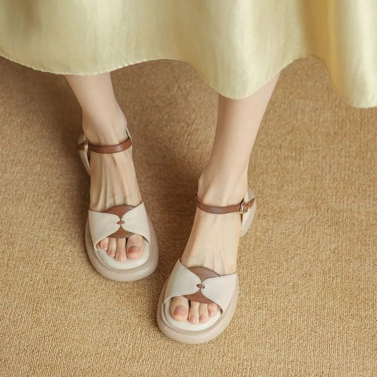 Women's chunky heel platform sandals with open toe design in renewable leather, khaki colour