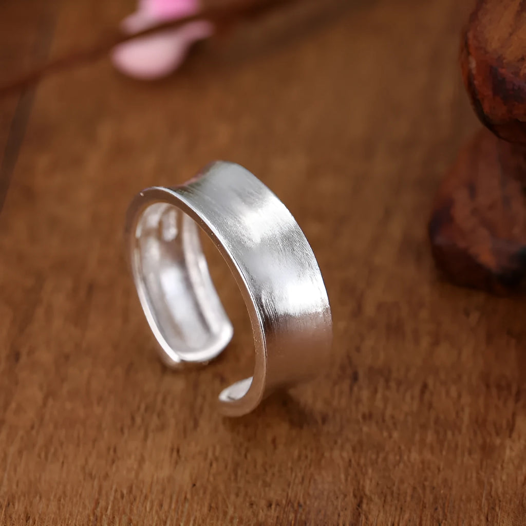 Geometric adjustable open ring with frosted silver electroplated finish