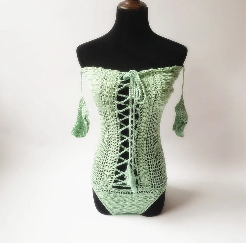 Off-shoulder one-piece swimsuit in European and American sizing available in five colours