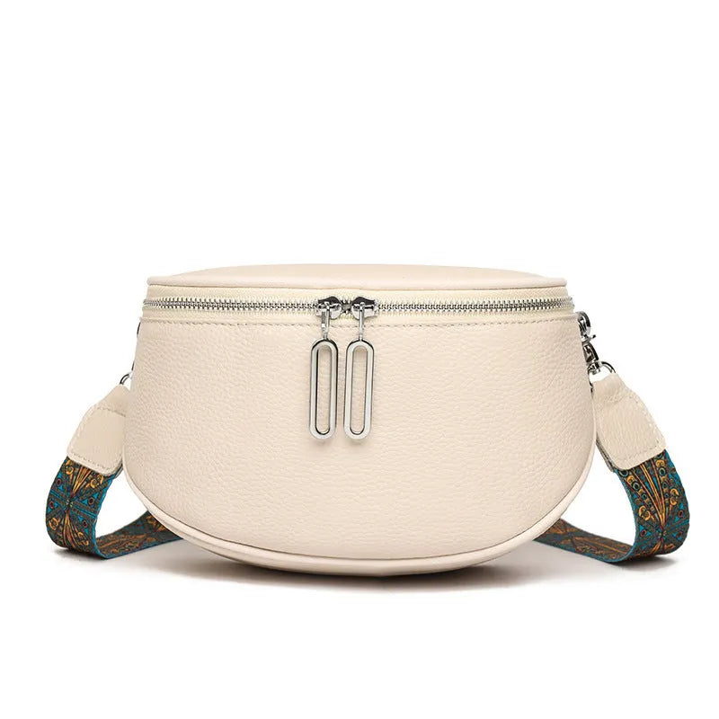 Women's saddle-shaped messenger bag in PU leather with single shoulder strap and sandwich pocket