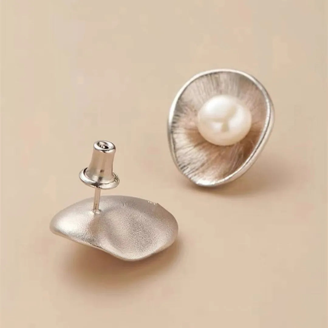 Pearl sterling silver geometric needle earrings with electroplated finish