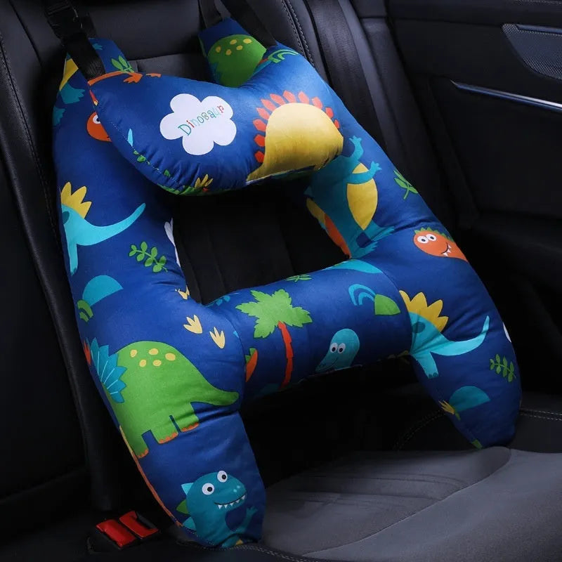 55x70cm car pillow with U-shaped design for headrest mounting and neck support