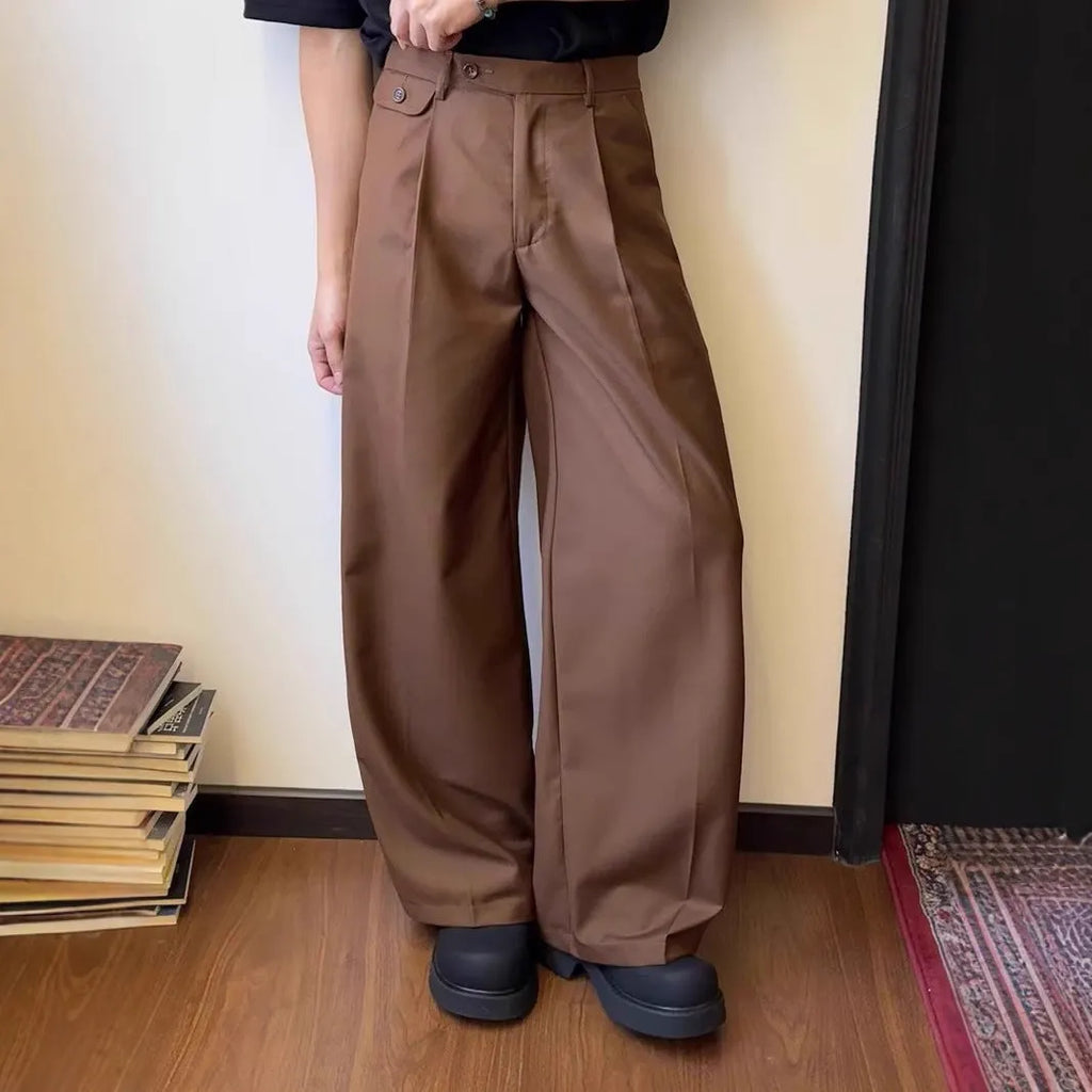 Man wearing brown straight-leg loose wide-leg casual suit pants made from polyester blend fabric
