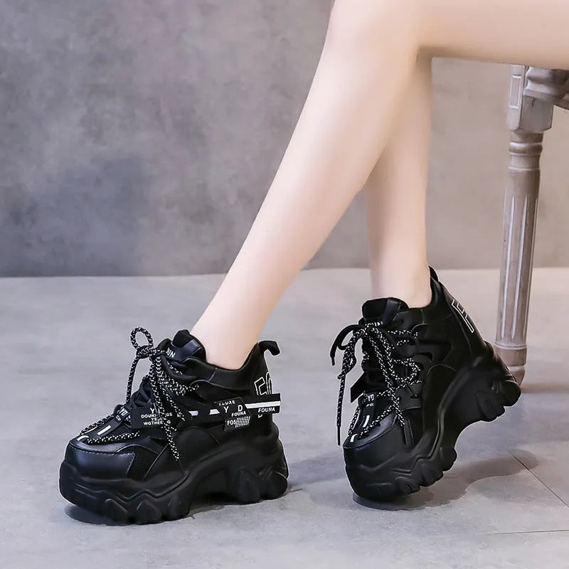 Women's black and white mesh platform sports shoes with cross strap and 6-8cm heel