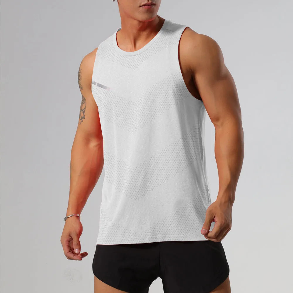 Men's solid colour quick-drying polyester sports tank top for summer outdoor activities.