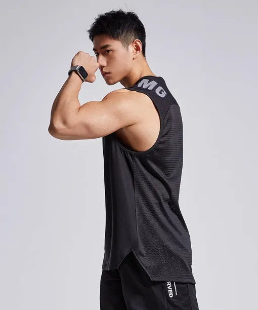 Men's mesh ice silk sports vest in loose fit with straight hem design