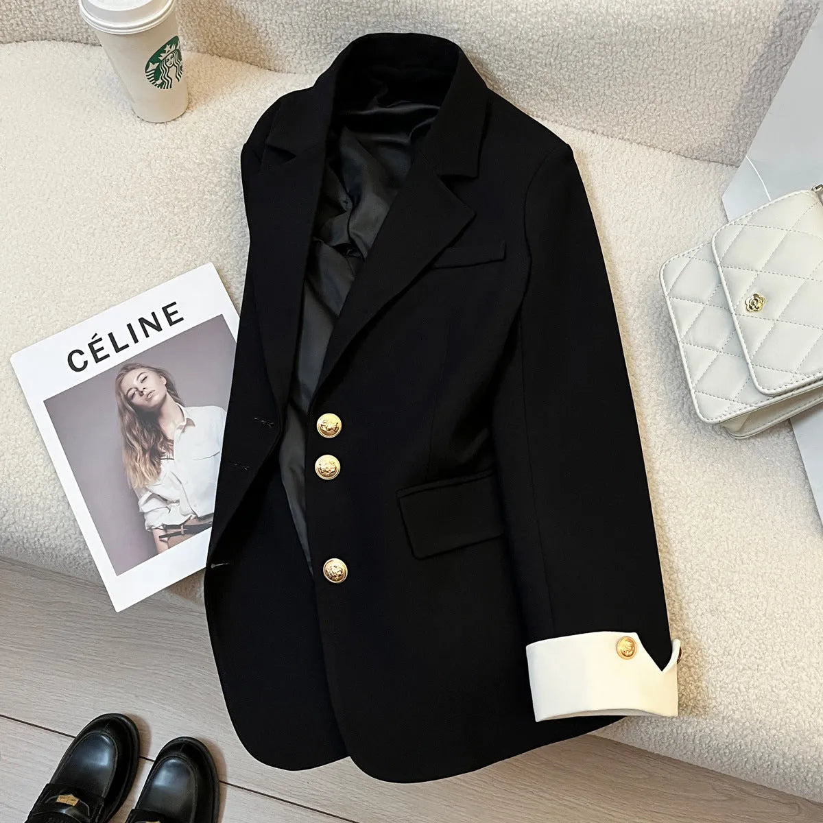Korean-style loose fit women's coat in milky white with pockets and long sleeves