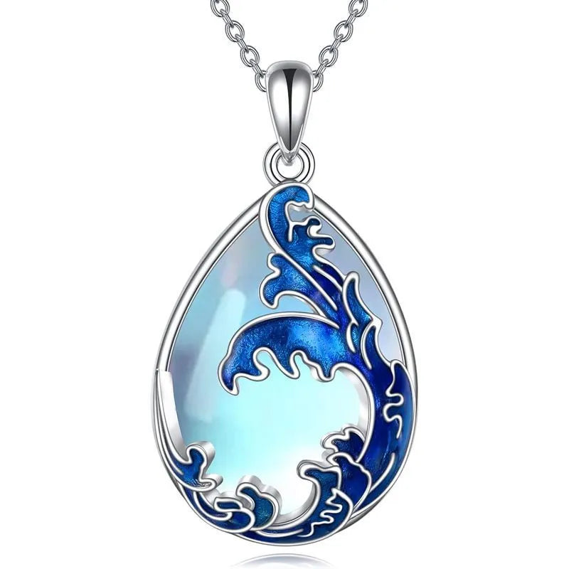 Blue heart-shaped alloy pendant on a chain, a HAILANG women's necklace.
