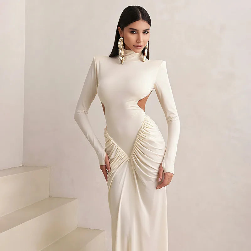 Women's backless pleated dress with high collar and long sleeves in slim fit Asian sizing