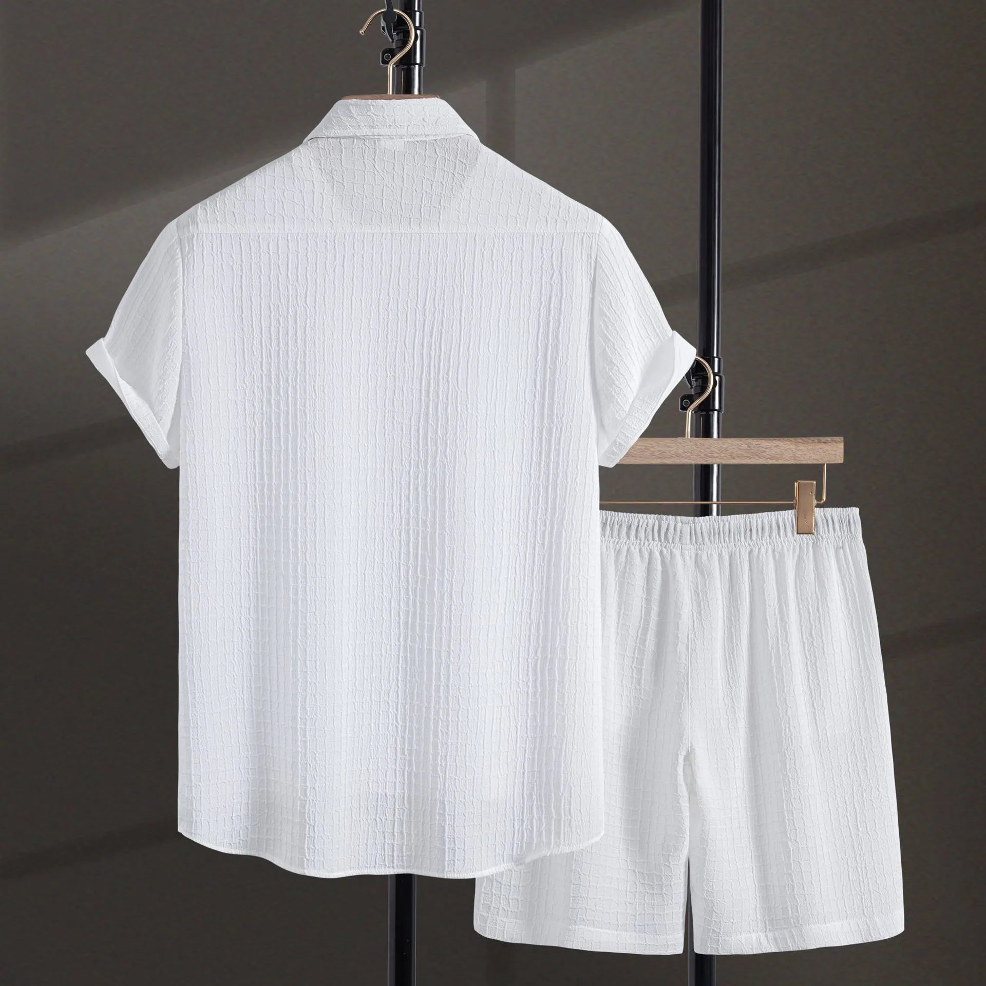 Men's jacquard patterned short sleeve shirt and matching shorts in cotton blend fabric