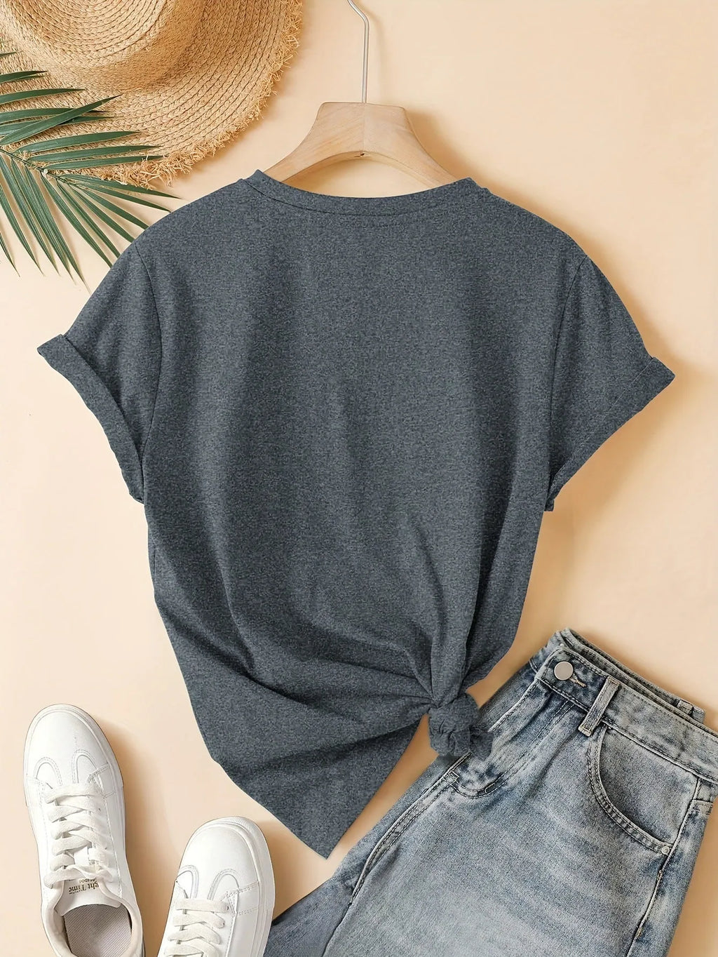 Women's round neck pure cotton t-shirt with a Chinese retro art print, shown in blue.