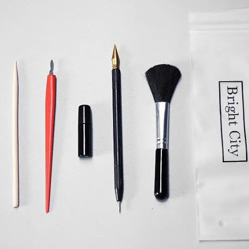 Scratch painting tool set with scraping pens, healing pens, brushes and photo frames for card artwork