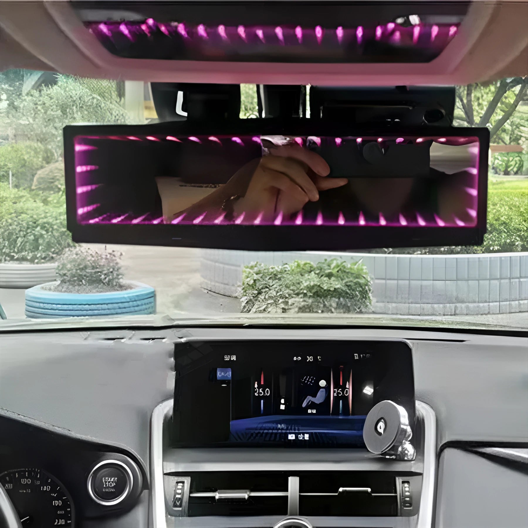 Square plastic car rearview mirror with LED lighting and 280mm flat mirror surface in monochrome colour