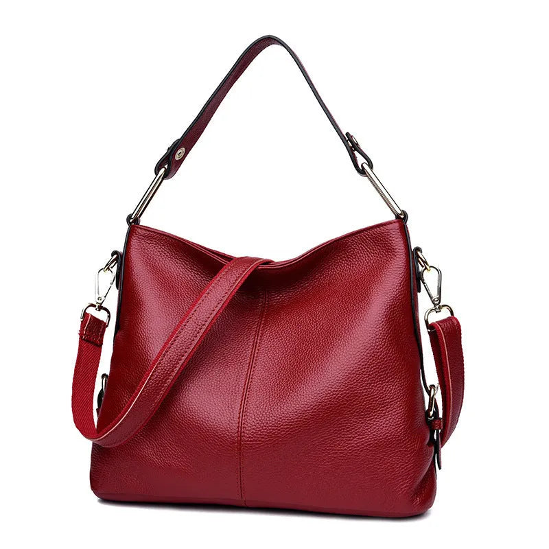 Genuine leather crossbody bag in vertical square silhouette with internal organisation compartments