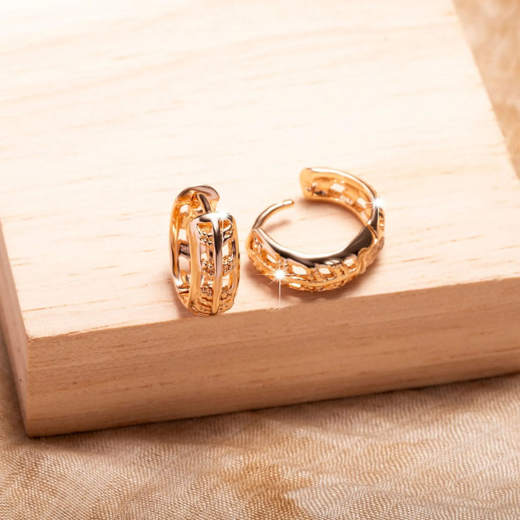 Copper heart and leaf shaped hollow earrings with rose gold finish
