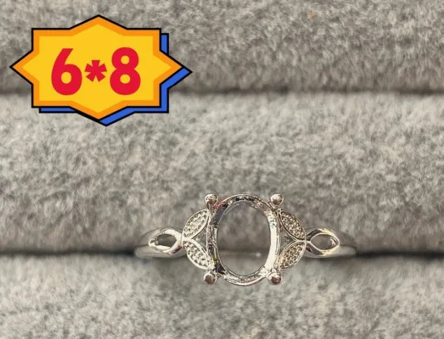 Open mouth adjustable ring with oval stone and five-pointed star ornament