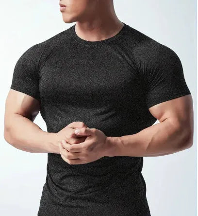 Men's quick-dry stretch running t-shirt in black, available in sizes S to 3XL