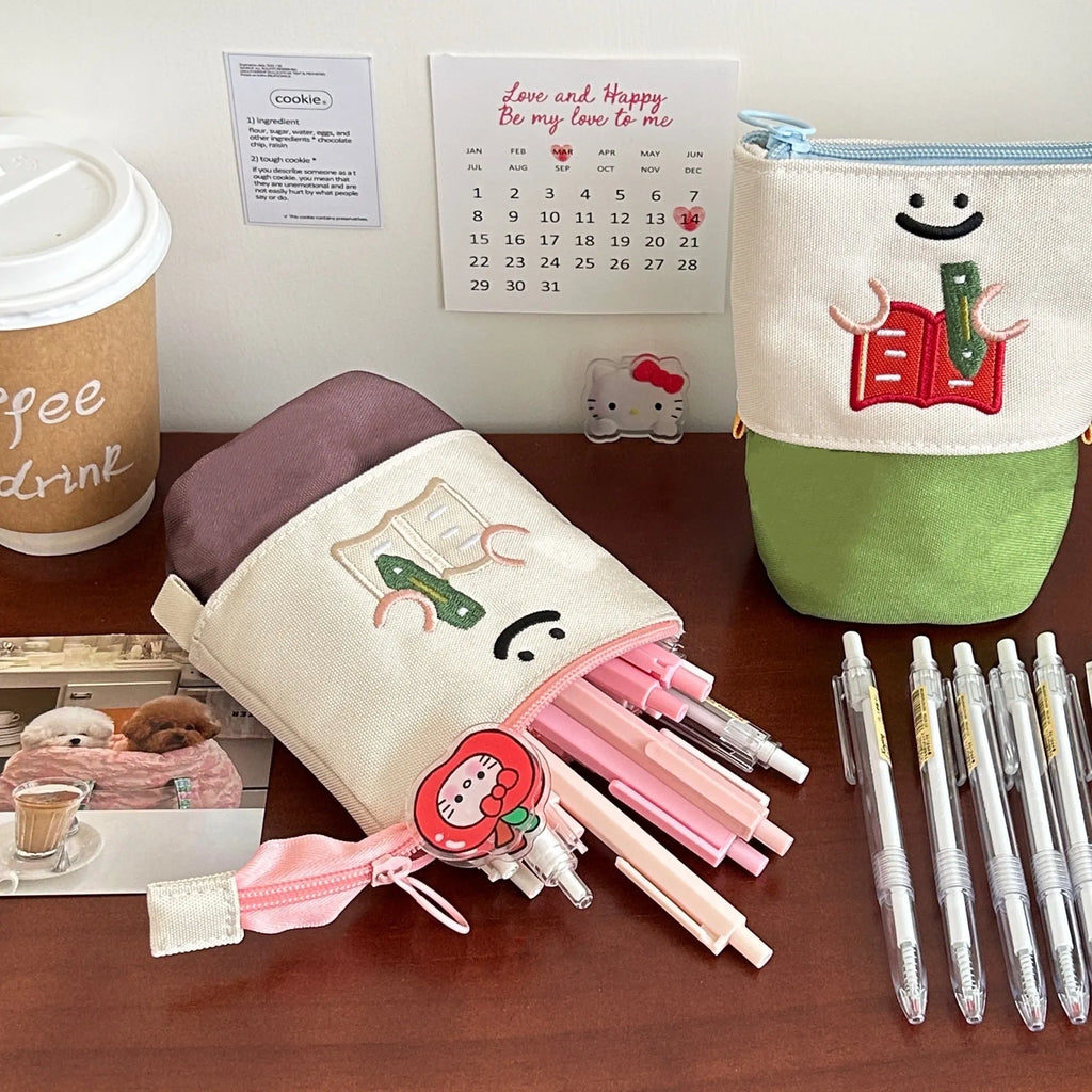 Collapsible pencil case in Korean style design with oxford fabric construction