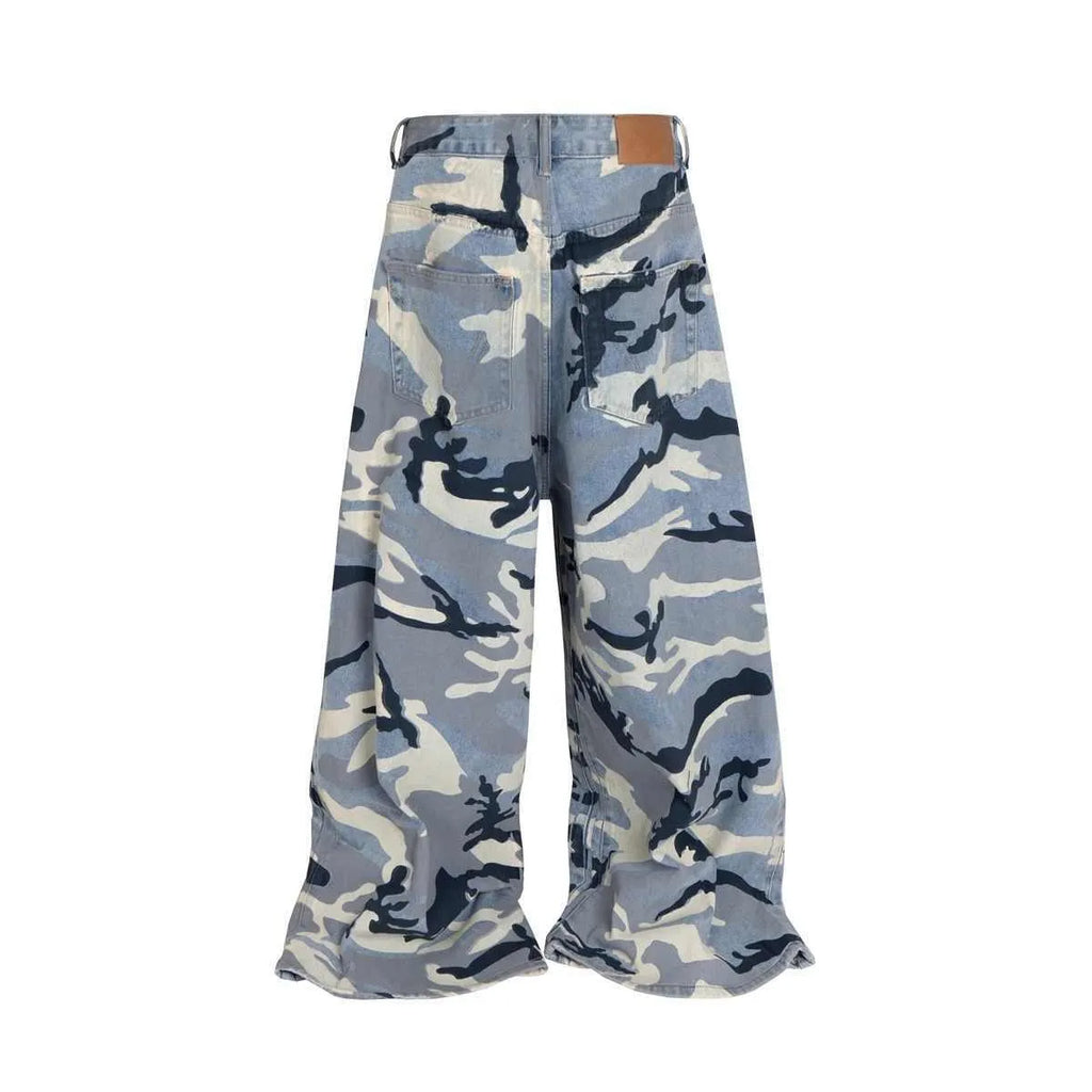Snow camouflage blue jeans with loose fit and micro-elastic denim fabric