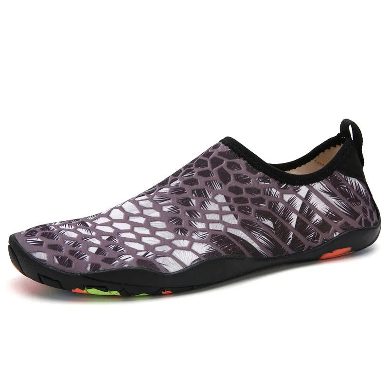 Beach wading shoes in multiple colours with Lycra upper and EVA foam sole.