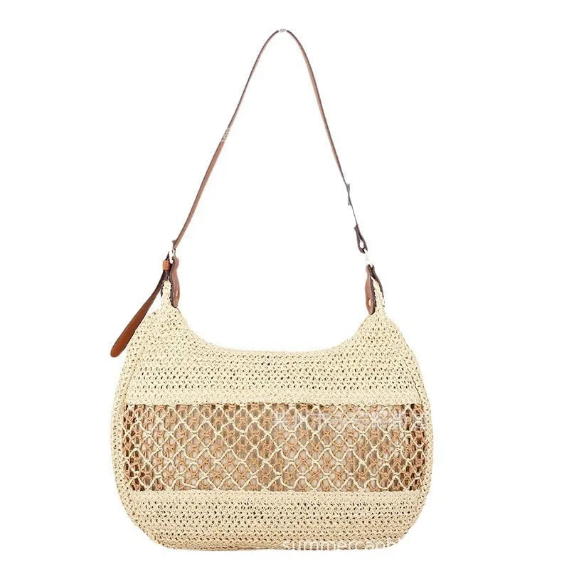 Women's straw cross body bag in horizontal square shape with sandwich pocket