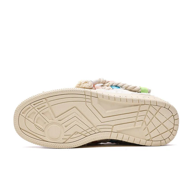 Milky white retro lace-up skateboard shoes with round toe and rubber sole