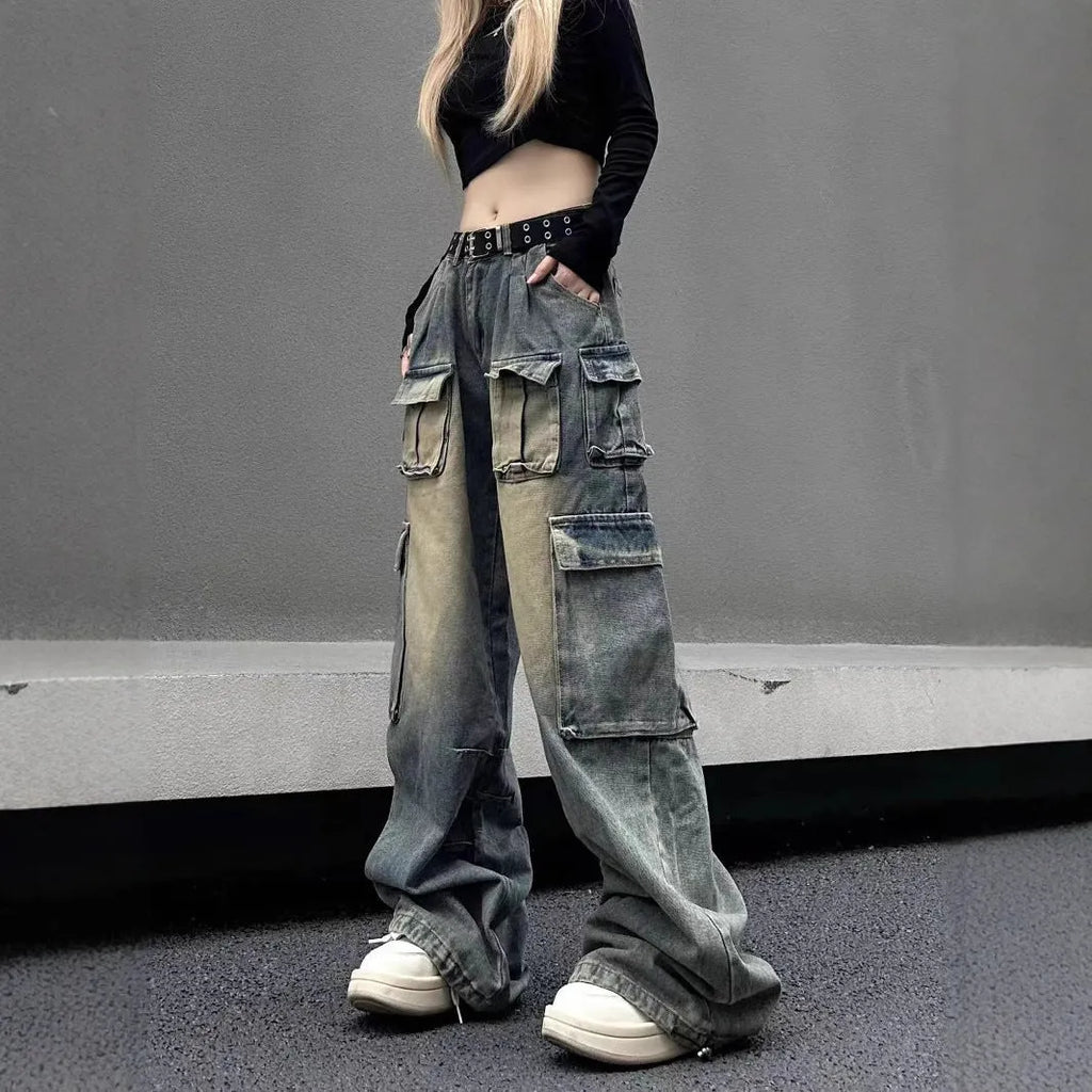 Loose straight-leg denim jeans with multiple pockets and distressed finish in light blue colour