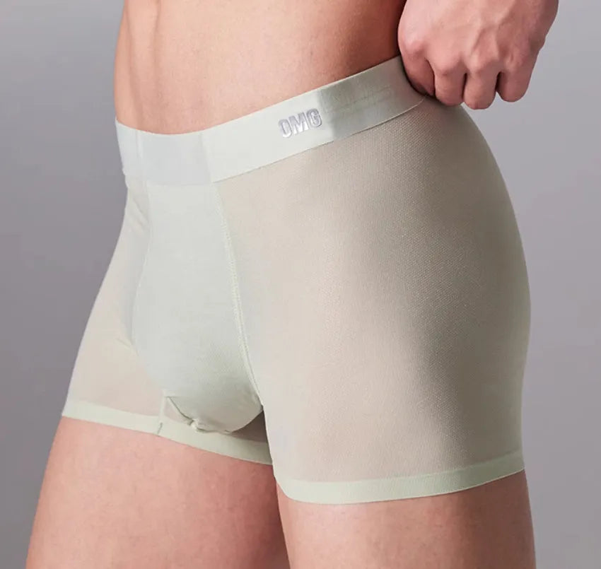 Men's antibacterial seamless sports underwear in four colour options