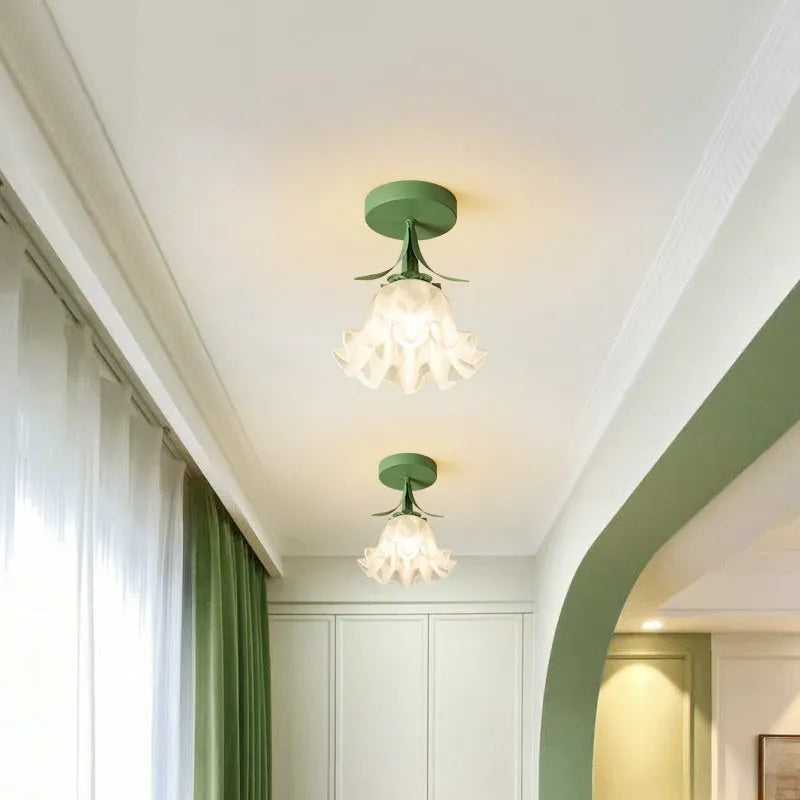 Cream-coloured Linglan flower style corridor aisle light with modern simple design.