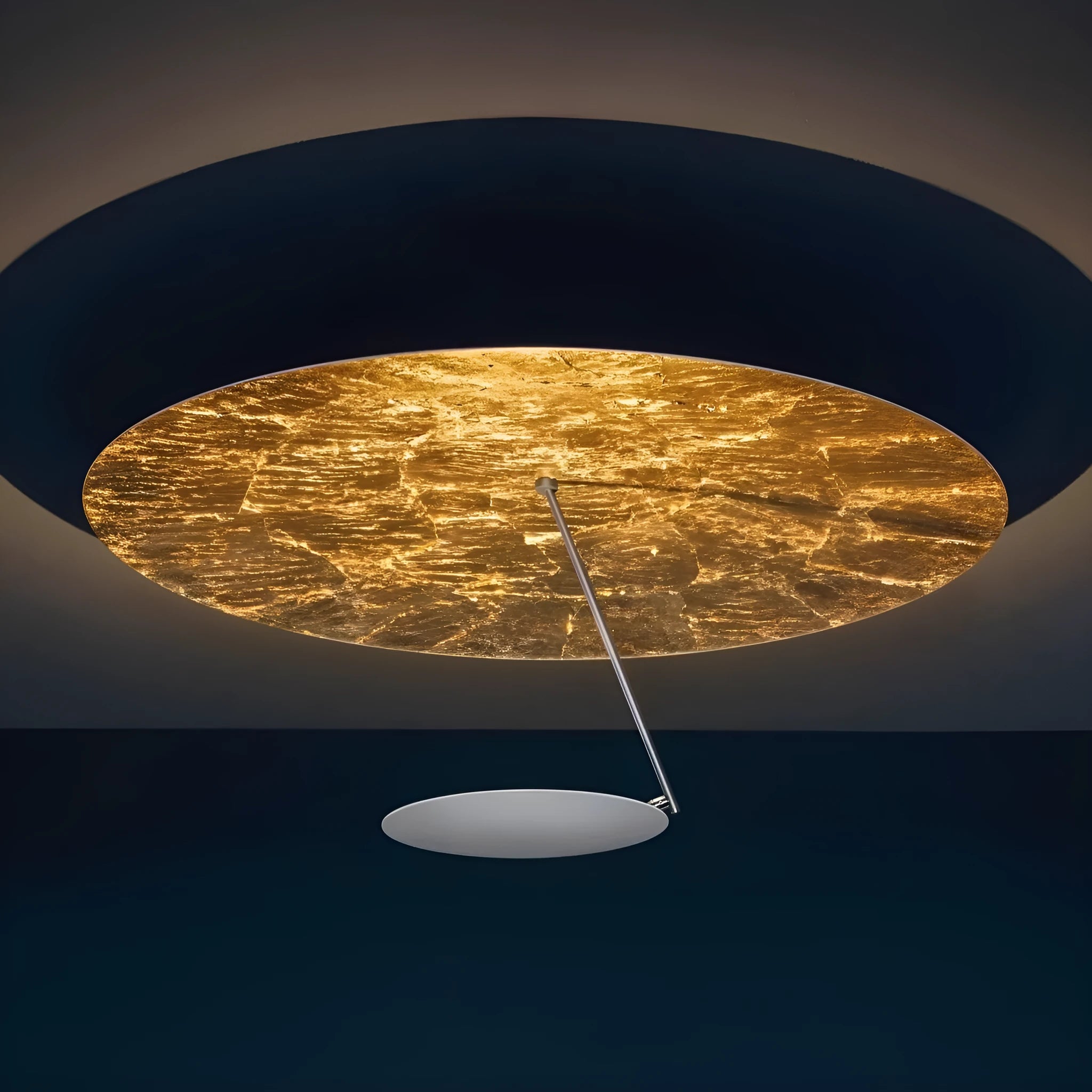 Iron ceiling lamp with integrated LED warm light in white or white gold colour, 50cm diameter.