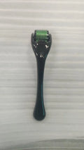 Professional 540 needle dermaroller for mechanical font with coloured handle and wheel, showing sterile stainless steel needles.