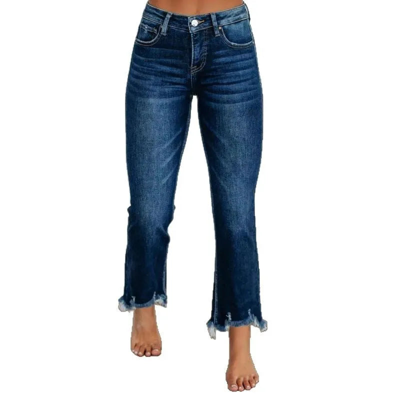 Women's solid colour denim jeans with hand-worn finish in dark blue and light blue options
