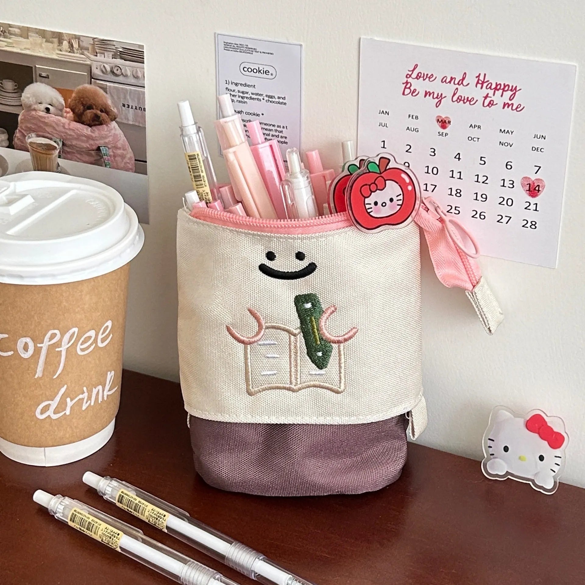 Collapsible pencil case in Korean style design with oxford fabric construction