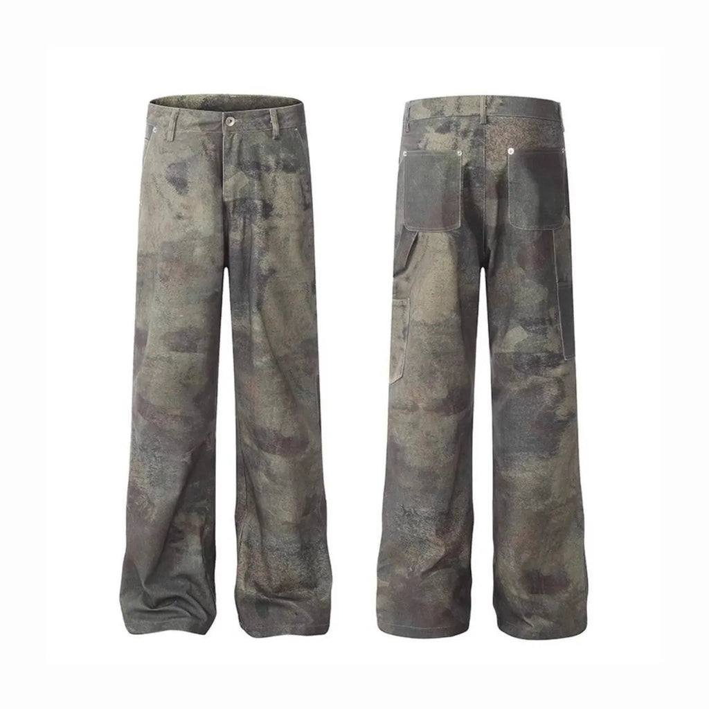 Men's camouflage print straight leg jeans in cotton denim fabric with retro digital pattern
