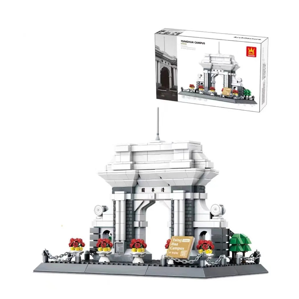 Wange building block set showing over 800 small ABS plastic pieces for constructing global landmark models.