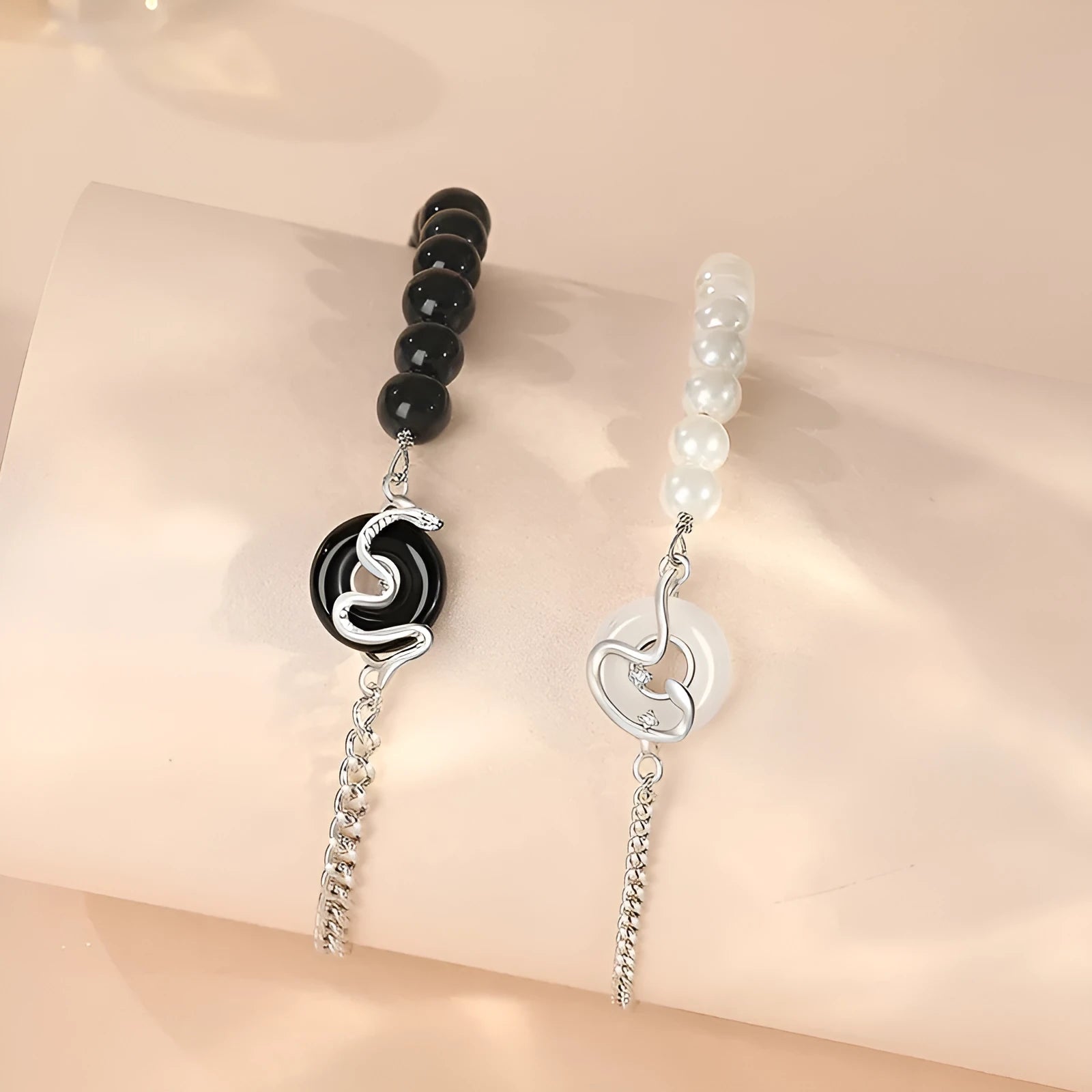 New Chinese style 925 sterling silver bracelet with snake design, obsidian pearl, and safety buckle clasp.