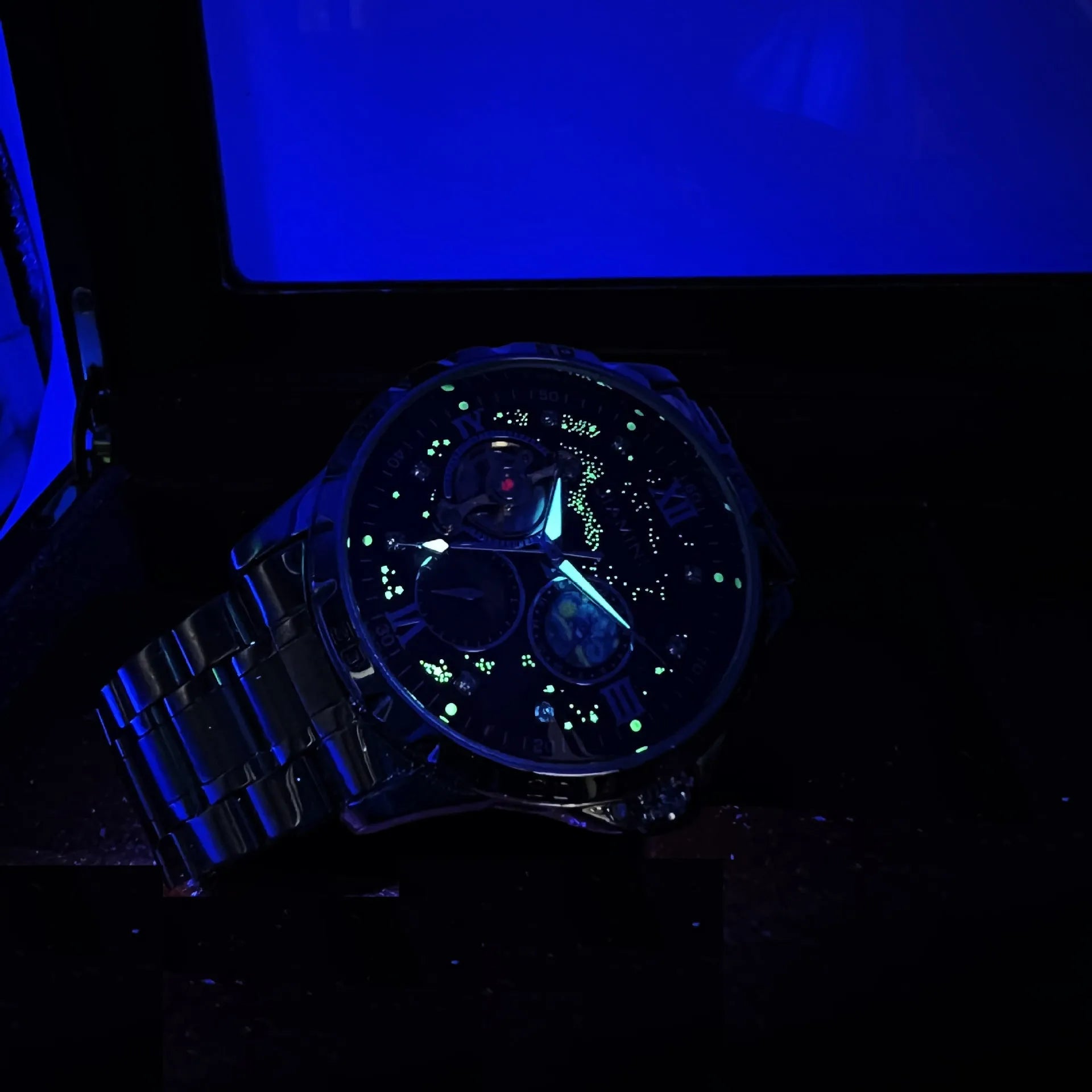 Rose gold automatic mechanical men's watch with black dial and stainless steel bracelet