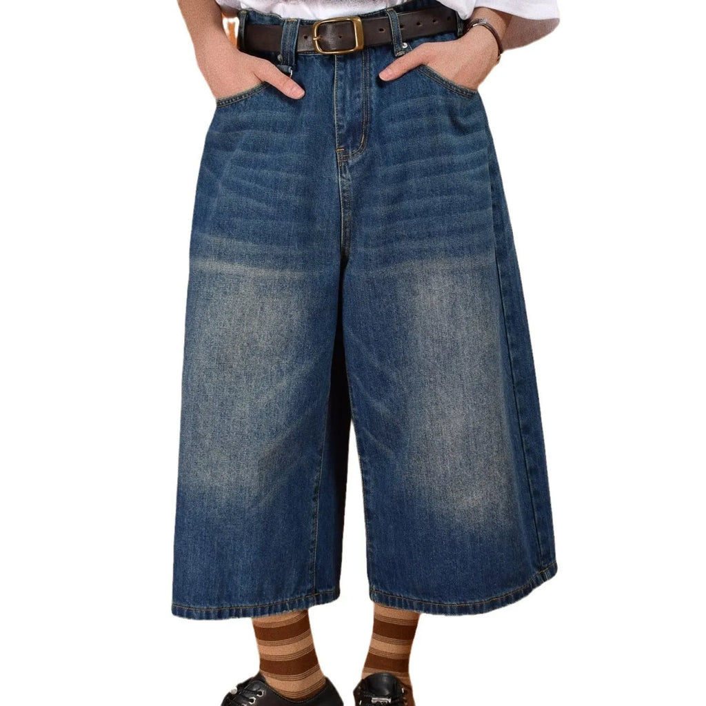 Men's straight loose fit jeans shorts in true ran denim fabric for summer wear
