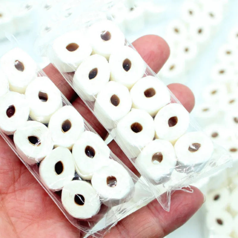 Miniature paper simulated toilet roll model for childrens toys, measuring 30mm by 15mm by 80mm.