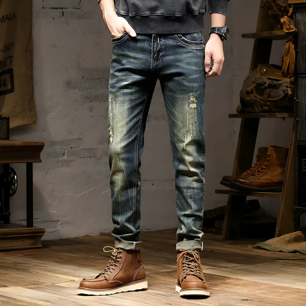 Men's stretch skinny jeans in retro colour with zip fly and cotton denim construction