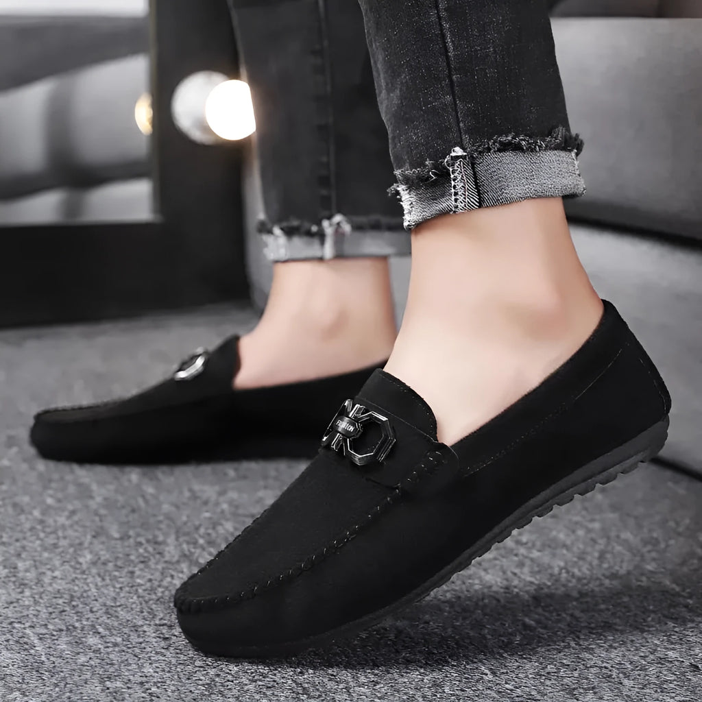 Men's black and grey suede casual shoes with a rubber sole.