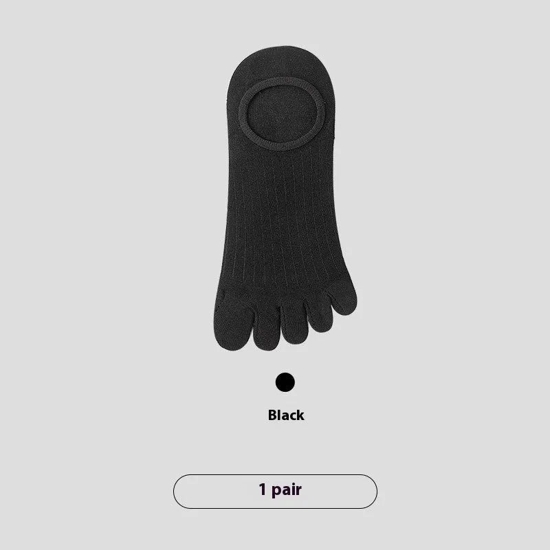 Men's five-finger invisible socks in neutral colours showing antibacterial and non-slip features