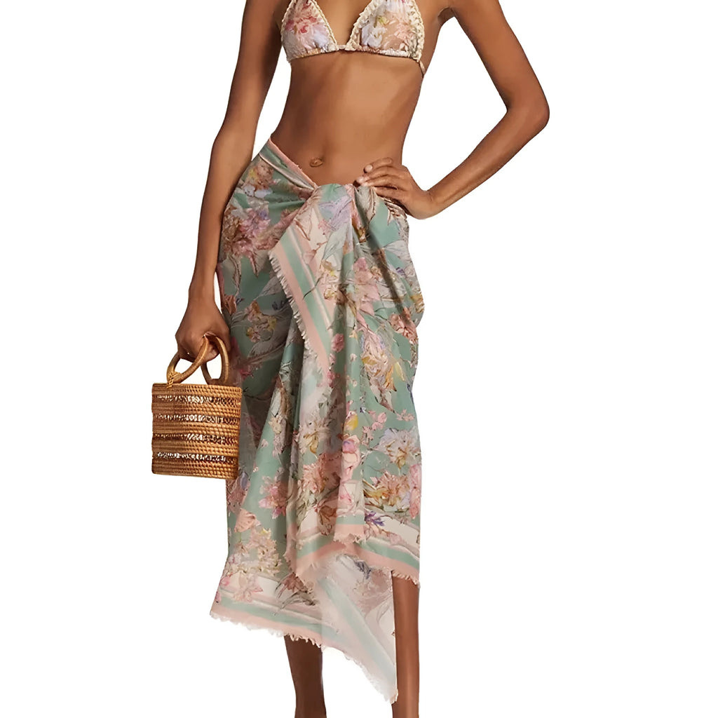 Women's creamy-white floral print bikini set with removable skirt for beach swimming