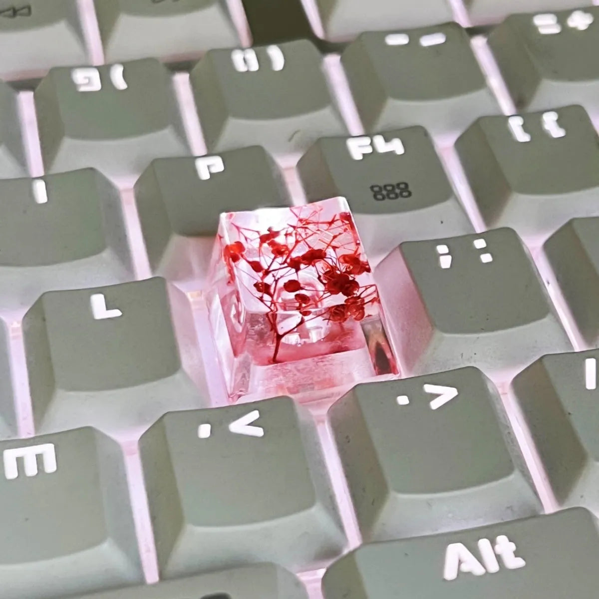 High transparency starry sky design resin keycap for mechanical keyboards in green colour