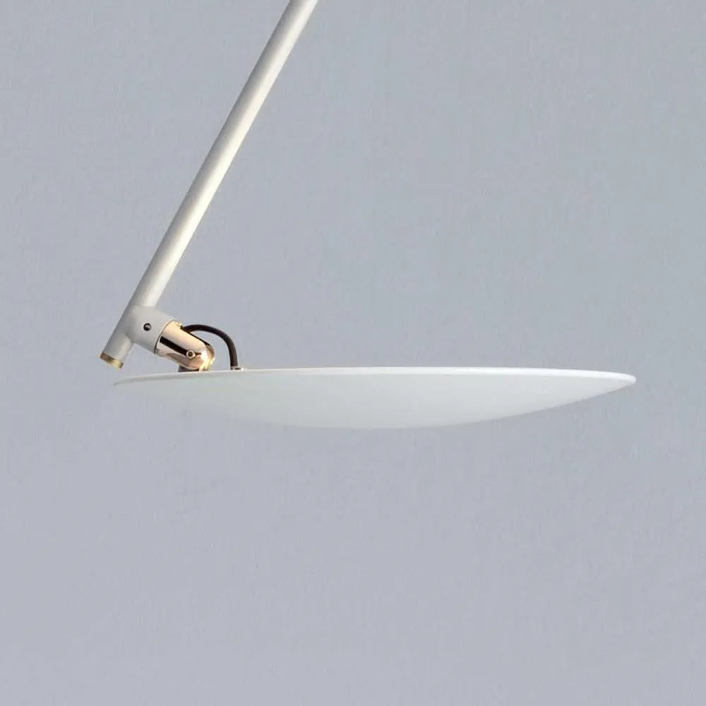 Iron ceiling lamp with integrated LED warm light in white or white gold colour, 50cm diameter.