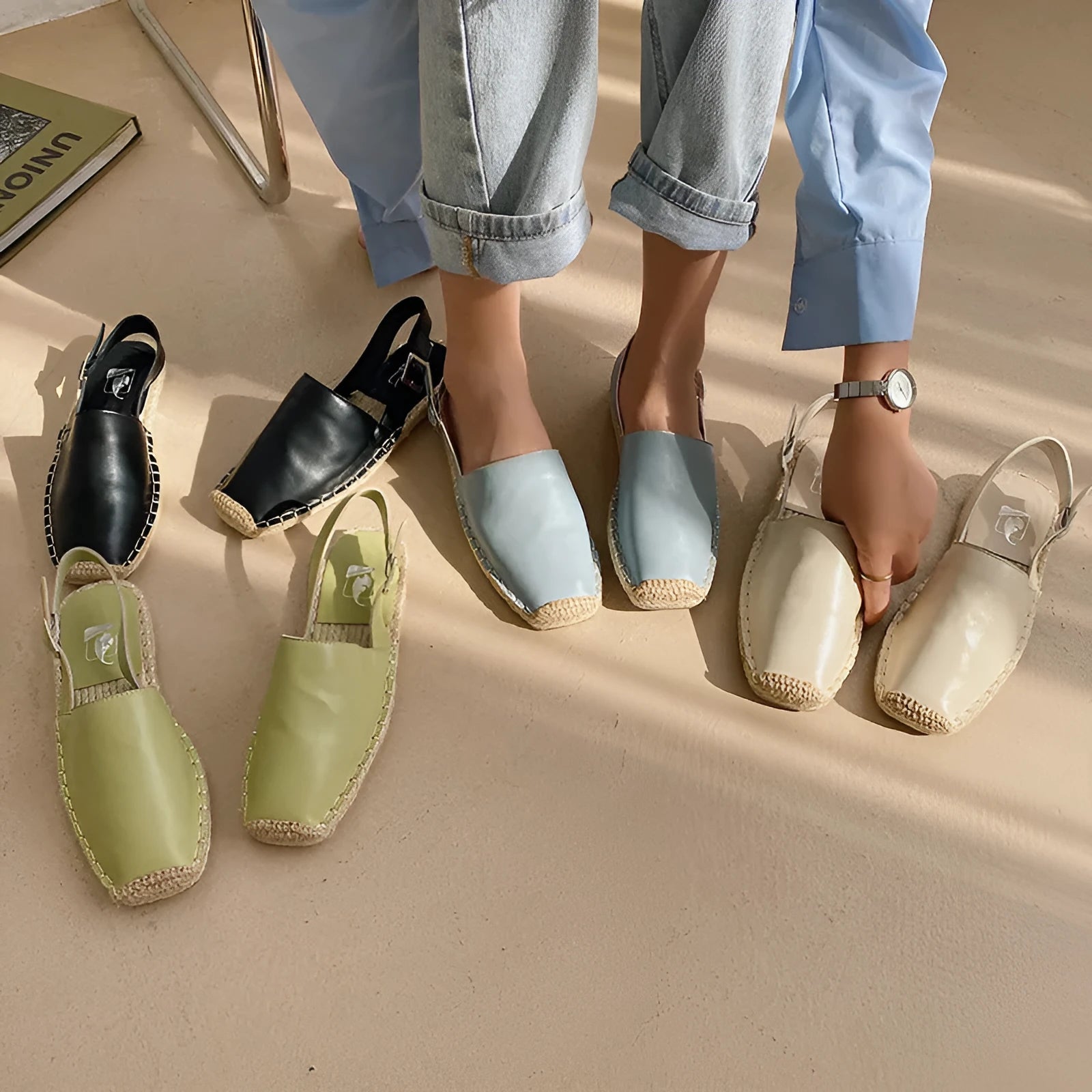 Women's Baotou retro fisherman flat sandals in canvas and soft leather.