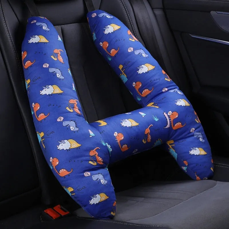 55x70cm car pillow with U-shaped design for headrest mounting and neck support