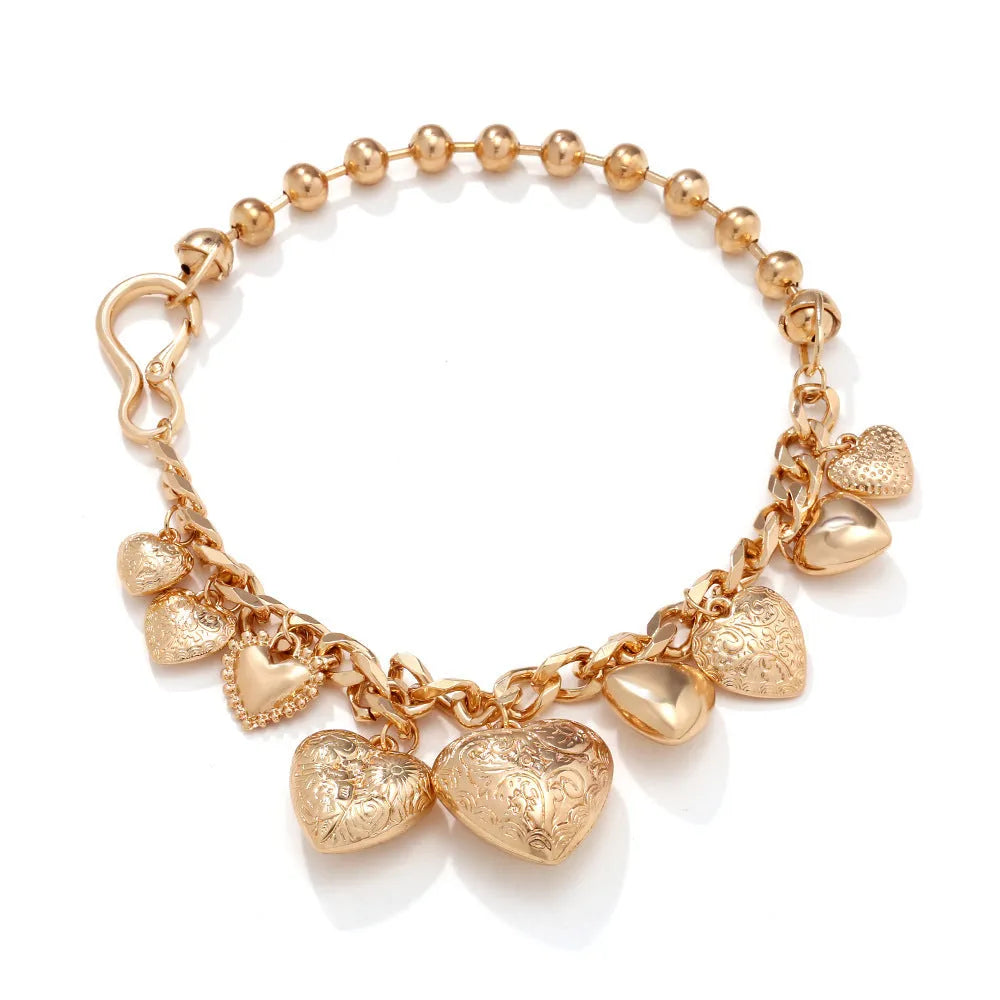 Women's adjustable carved heart pendant necklace with exaggerated design and dripping oil finish